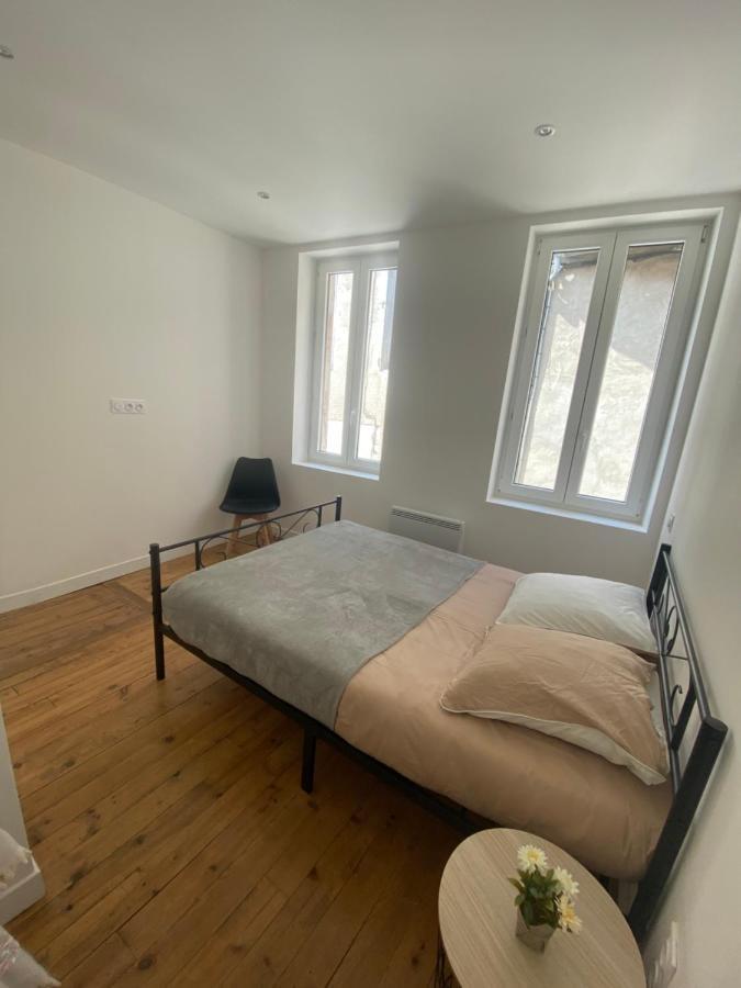 Logement Tout Equipe Layrac Екстериор снимка