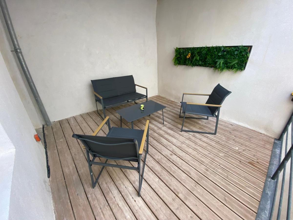 Logement Tout Equipe Layrac Екстериор снимка